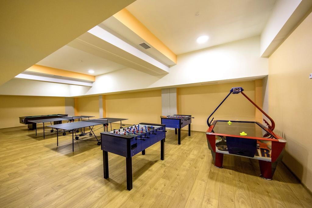 Grand Stasinda Bal Sylwestrowy Animacje Impreza Integracyjna Dwa Posilki Bogaty Bufet Baseny Kregielnia Grota Sauny Squash Silownia Place Zabaw Widoki 1000Mnpm Bukowina Tatrzańska Dış mekan fotoğraf