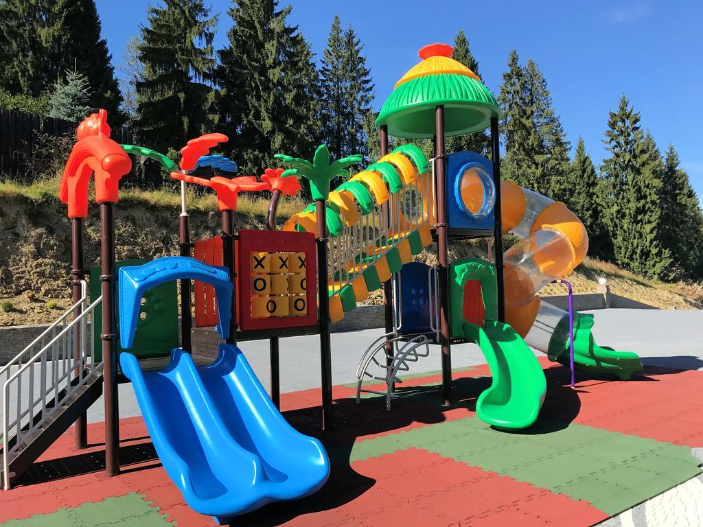 Grand Stasinda Bal Sylwestrowy Animacje Impreza Integracyjna Dwa Posilki Bogaty Bufet Baseny Kregielnia Grota Sauny Squash Silownia Place Zabaw Widoki 1000Mnpm Bukowina Tatrzańska Dış mekan fotoğraf